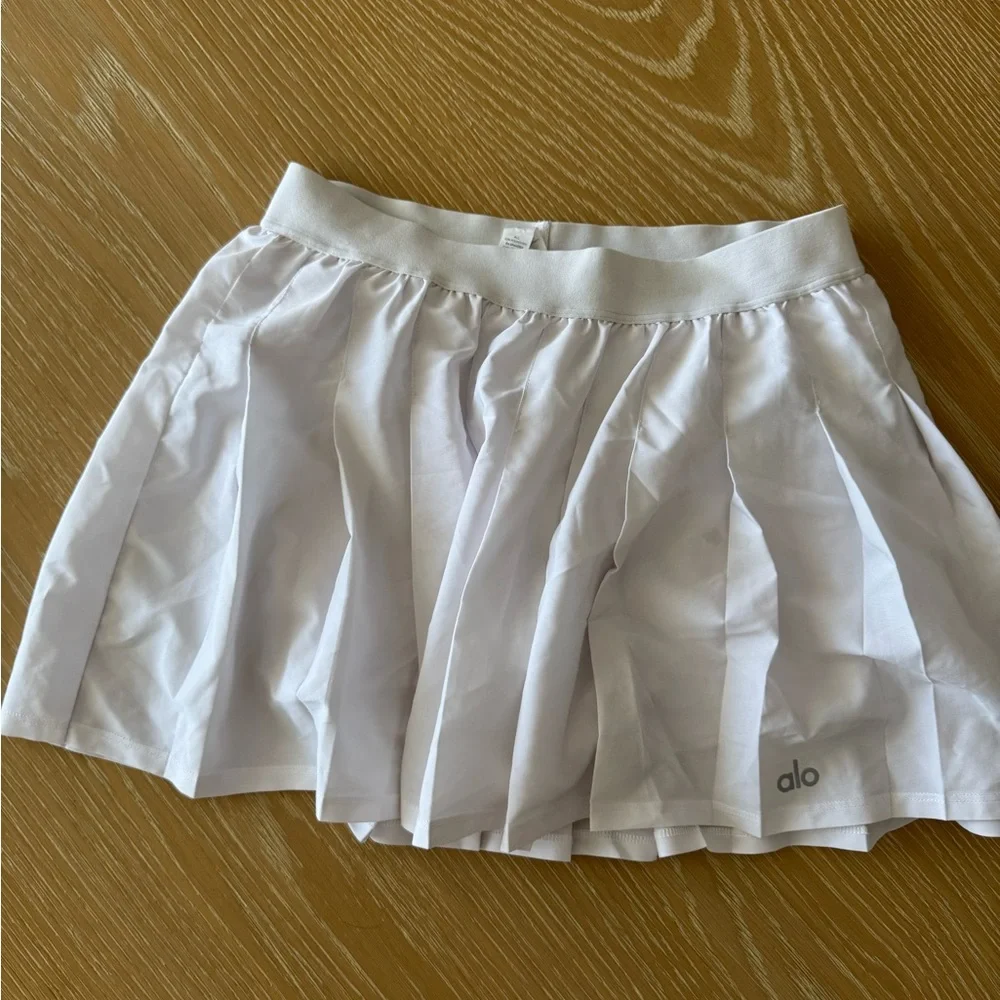 ALO Yoga White Varsity Tennis Skirt